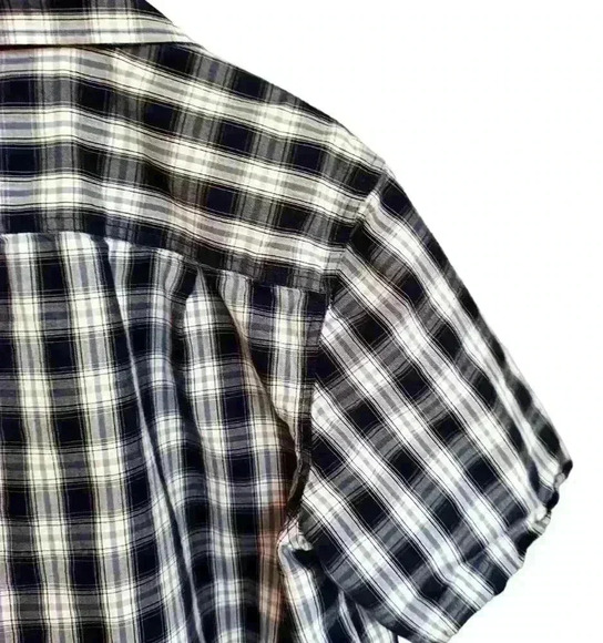 Carhartt short sleeve plaid button down - Picture 4 of 8